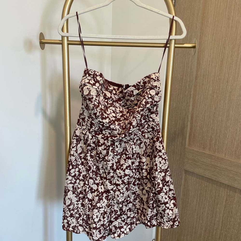 NWT Abercrombie & Fitch Emerson Ruched Strapless Romper - Picture 3 of 5